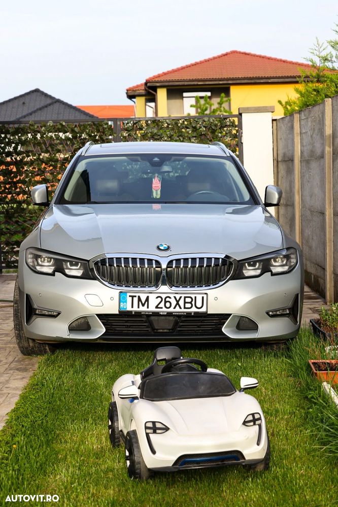 BMW Seria 3 320d xDrive AT MHEV - 14