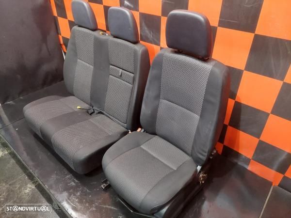 Conjunto De Bancos Mercedes-Benz Sprinter 5-T Caixa (906) - 2