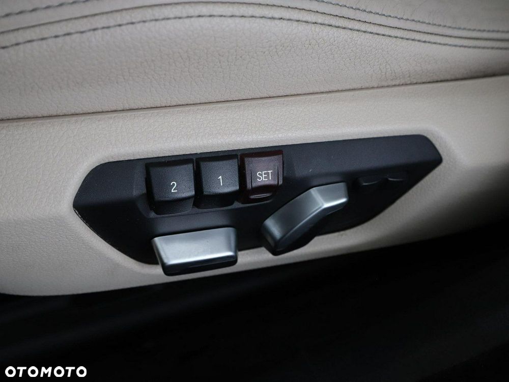 BMW Seria 4 418d Luxury Line - 38
