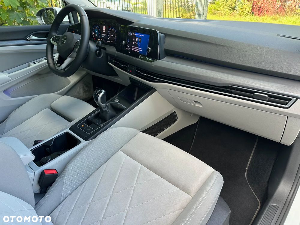 Volkswagen Golf VIII 1.5 TSI EVO Style - 17