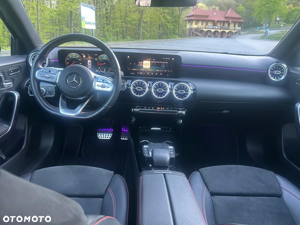 Mercedes-Benz Klasa A 200 d 8G-DCT AMG Line - 25