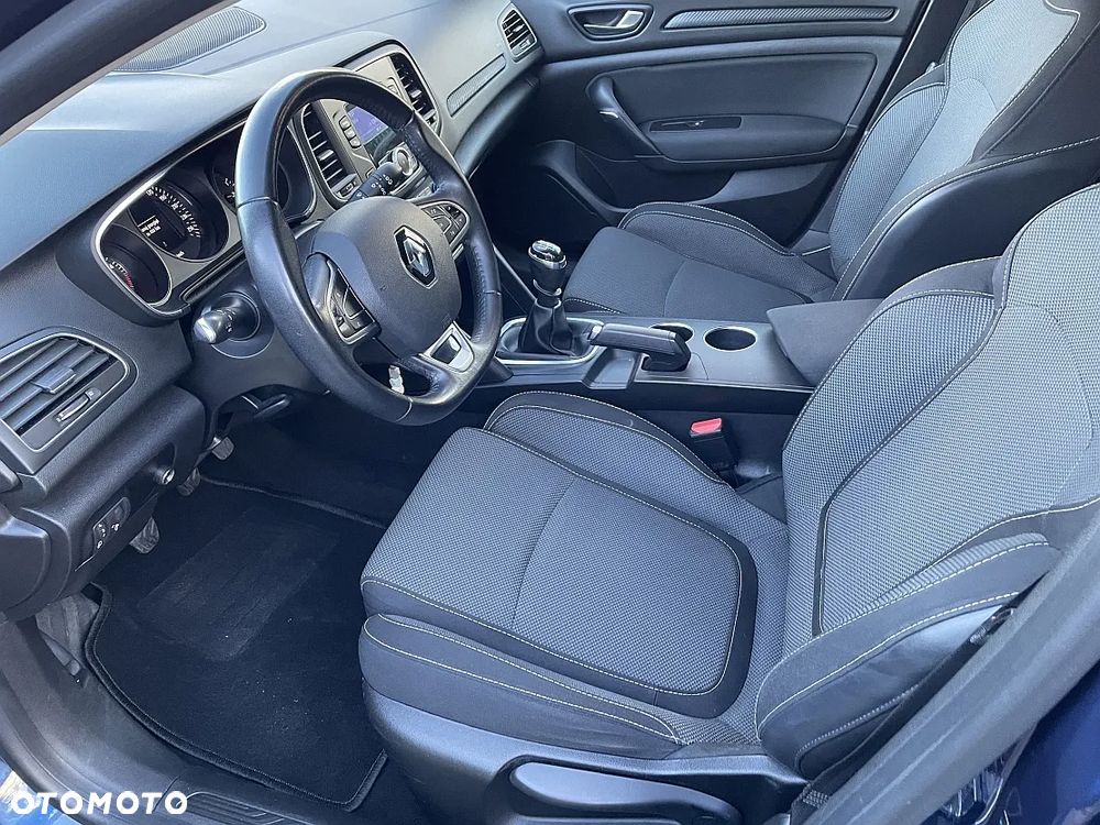 Renault Megane 1.5 dCi Intens - 8
