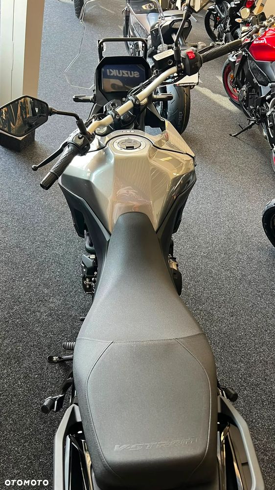 Suzuki V-STROM - 29