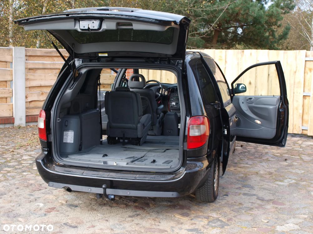 Chrysler Grand Voyager 2.8 CRD Automatik Limited - 35