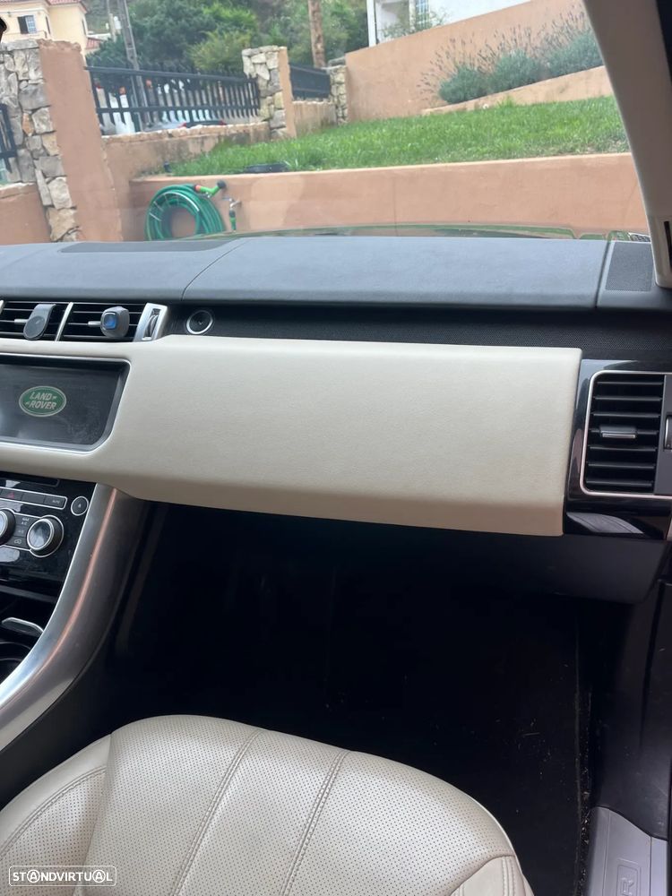 Land Rover Range Rover Sport SDV6 HSE Dynamic - 4