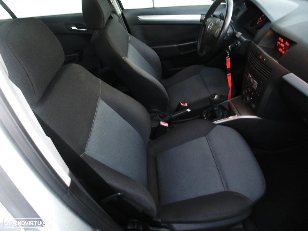 Opel Astra 1.3 CDTI Edition - 39