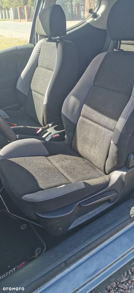 Peugeot 207 1.4 16V Trendy - 7