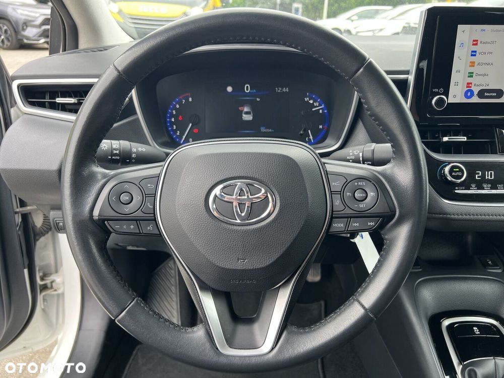 Toyota Corolla - 12