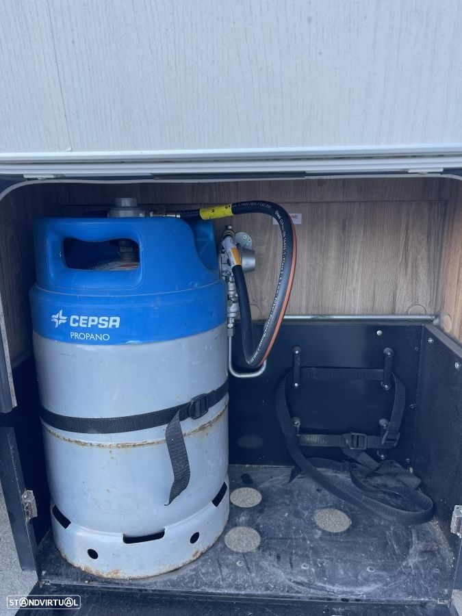 Bavaria Style T 706 c.central e basculante - 37