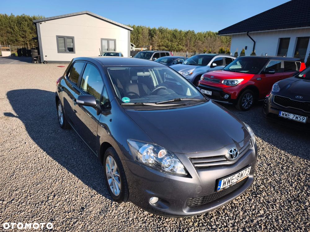 Toyota Auris 1.6 Club - 19