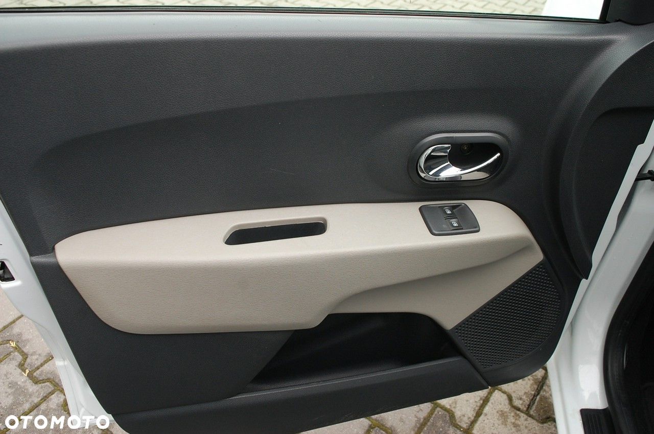 Dacia Lodgy - 30