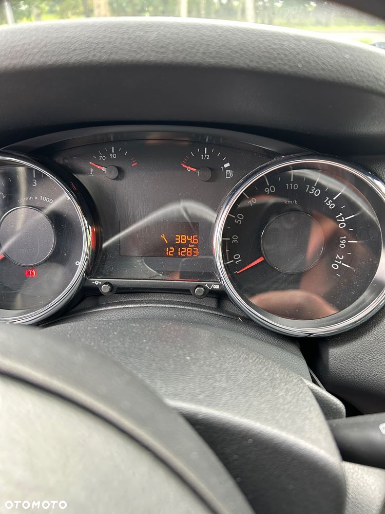 Peugeot 5008 1.6 BlueHDi Style 7os - 12