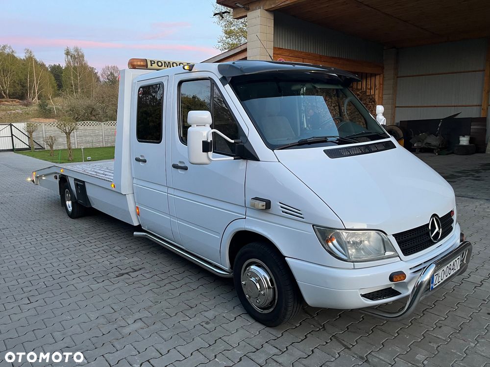 Mercedes-Benz Sprinter - 5