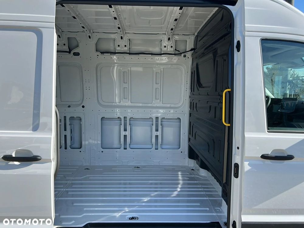 Volkswagen Crafter 35 Furgon L4H3, 2.0BiTDI 177KM, 4490mm, Wysoki dach - 17