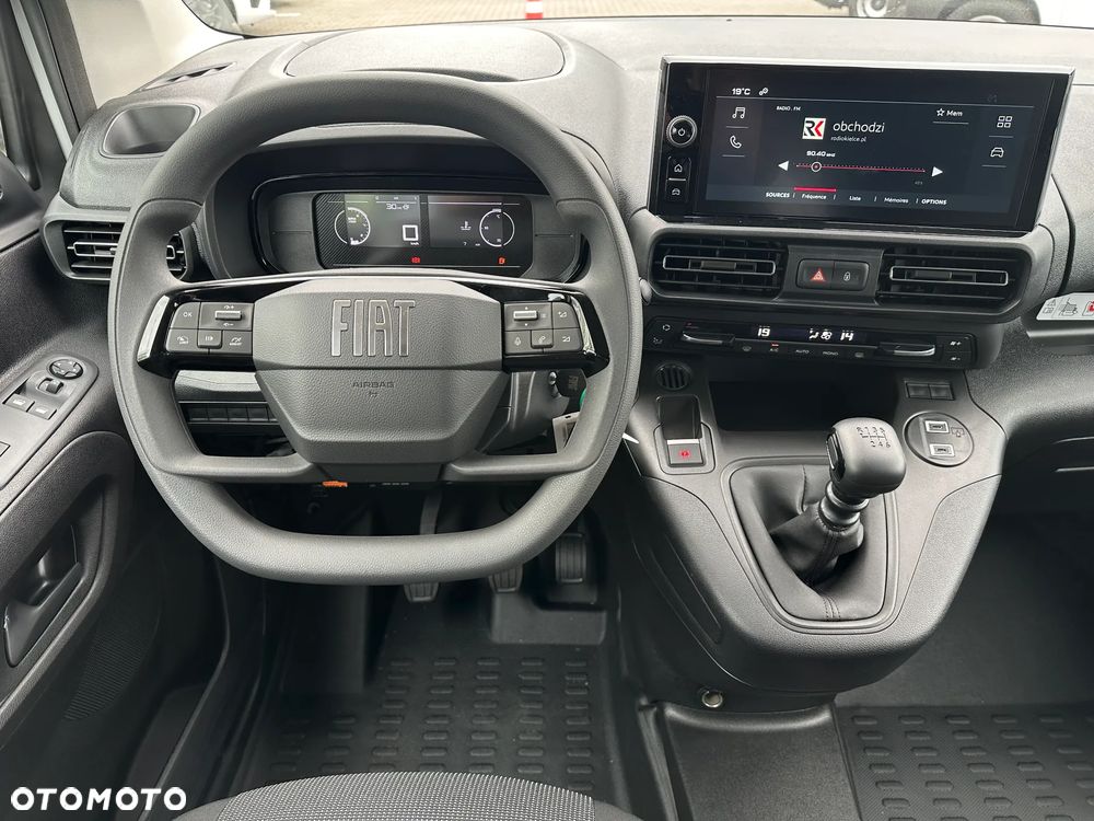 Fiat Doblo załogowy 5-osób - 19
