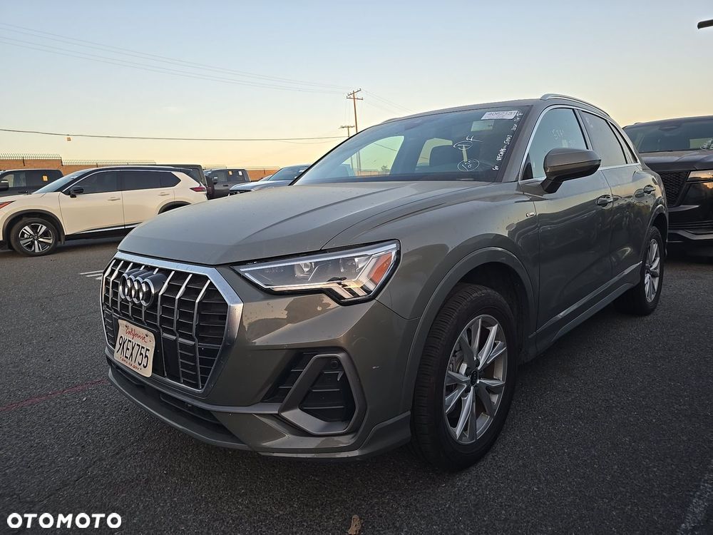 Audi Q3 45 TFSI Quattro S tronic S line - 2