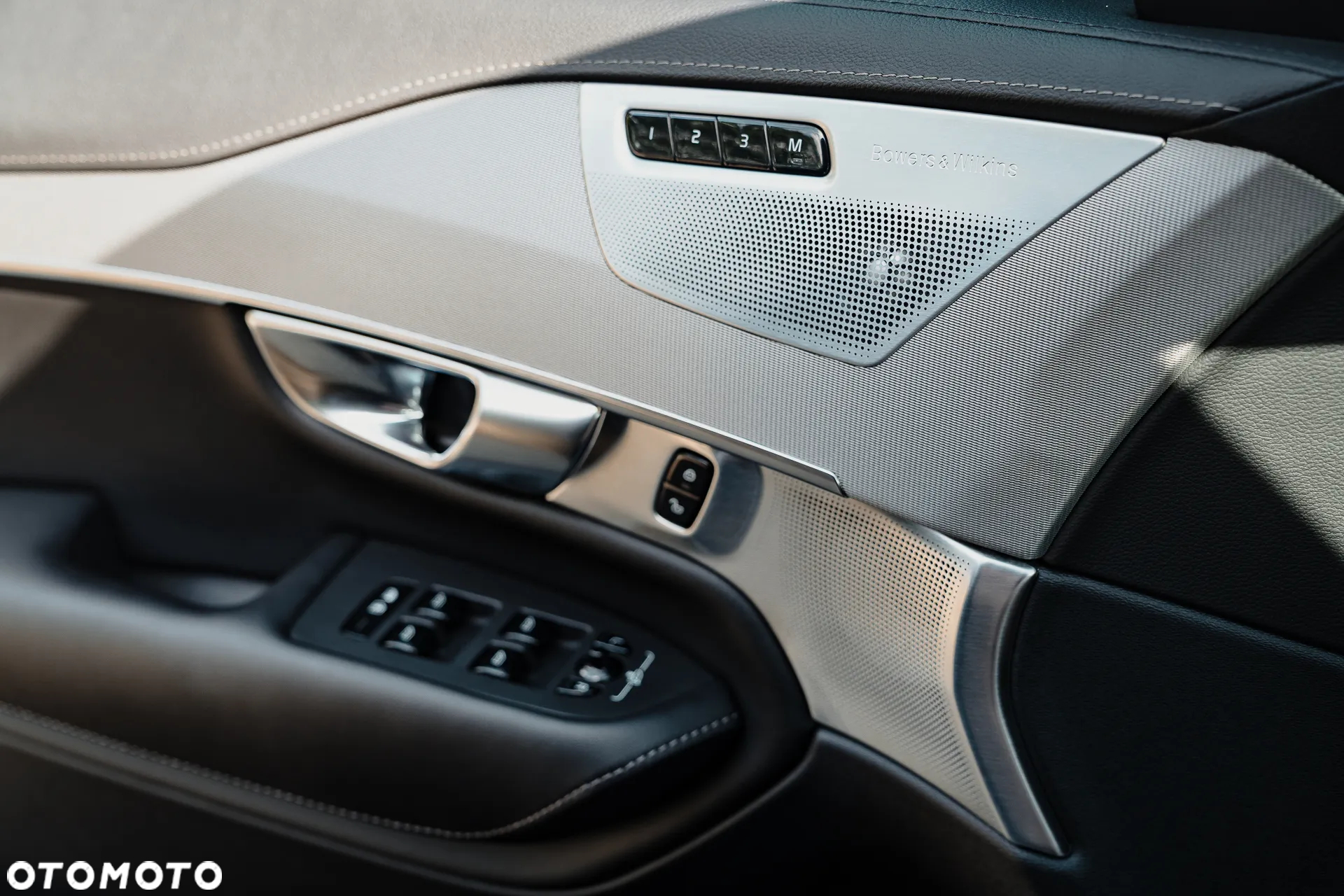 Volvo XC 90 - 18
