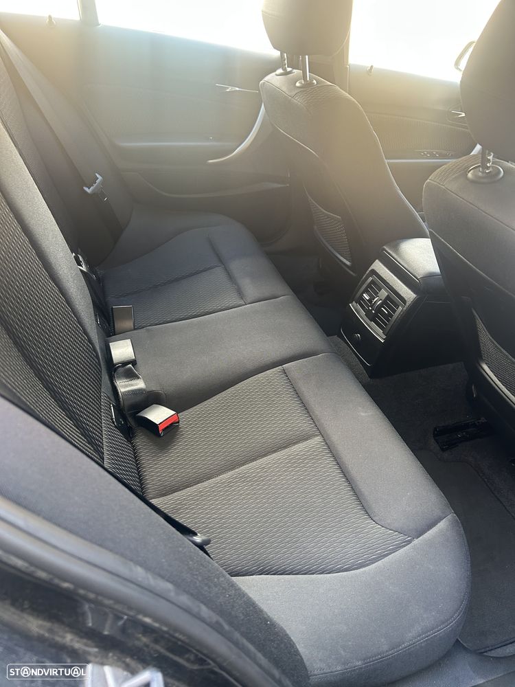 BMW 116 d EfficientDynamics - 13