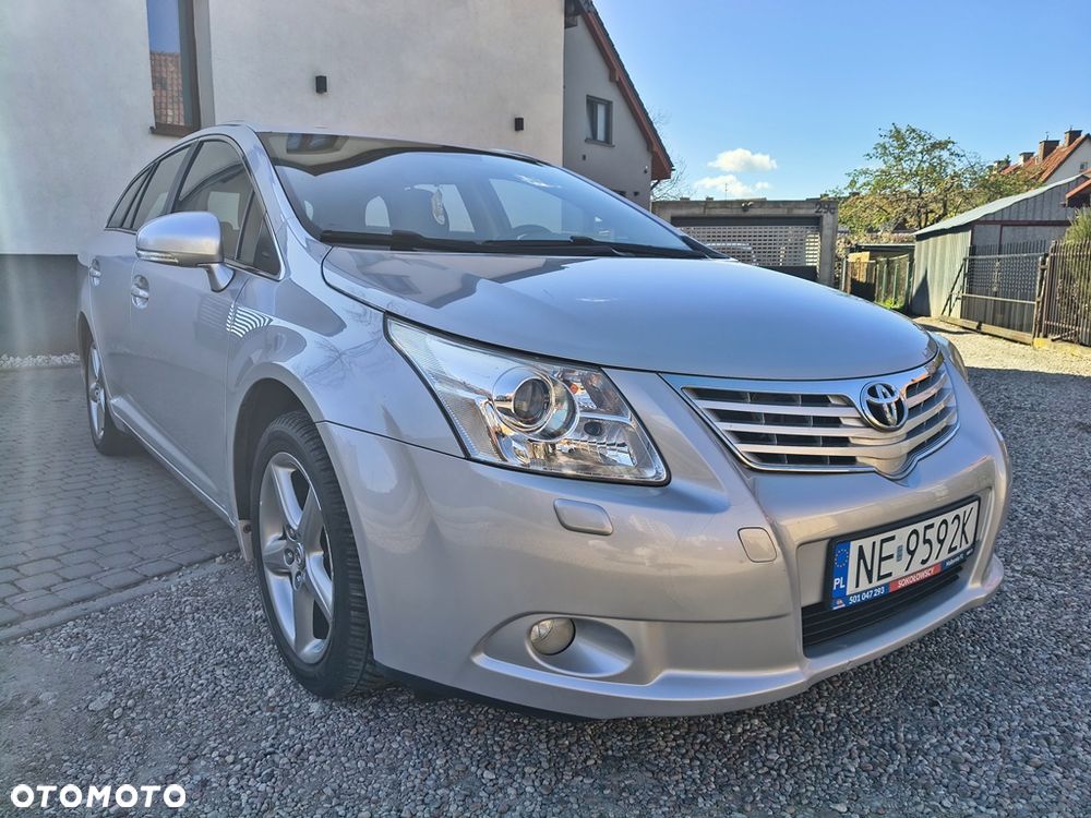 Toyota Avensis Touring Sports 1.8 Executive - 11