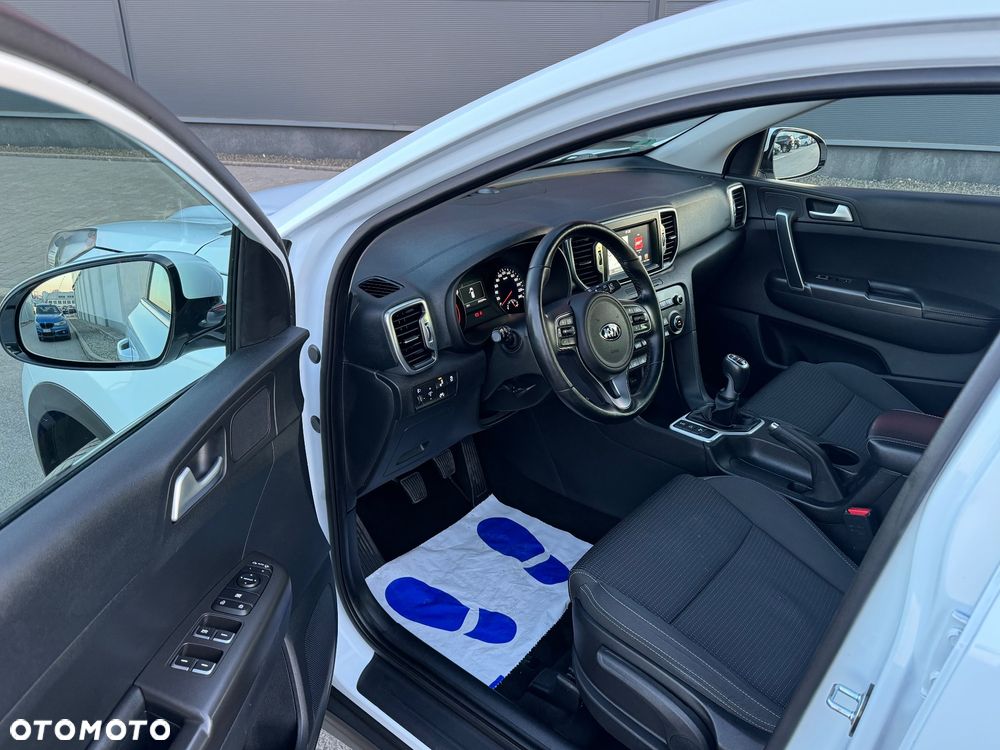 Kia Sportage 2,0 CRDI AWD Vision - 11