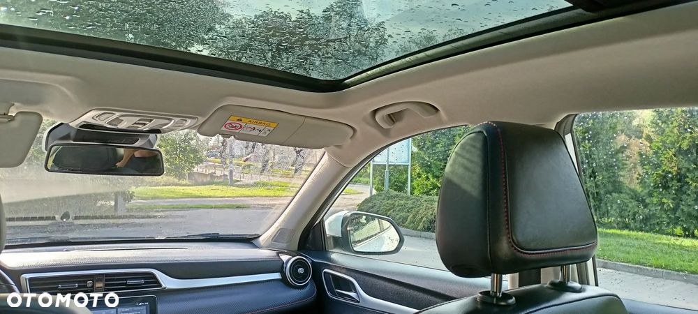 MG ZS Maximal Luxury - 23