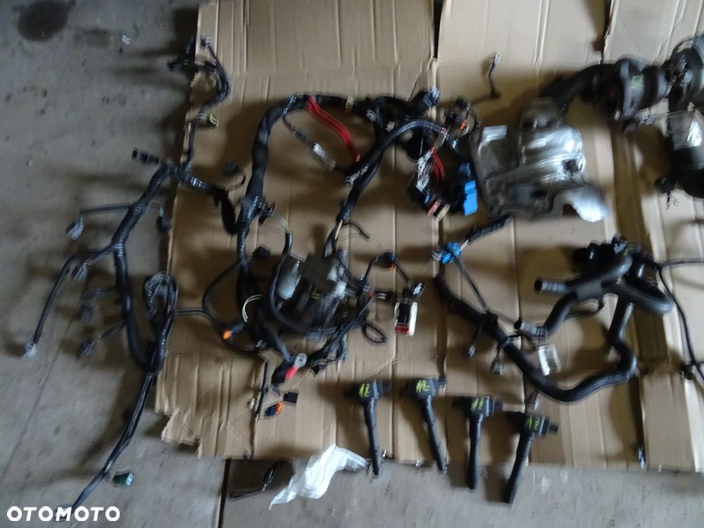 DACIA DOKKER LODGY SILNIK 1,2 TCE TURBO 60500KM CALY OSPRZET SILNIKA  CZESCI ROZNE - 25