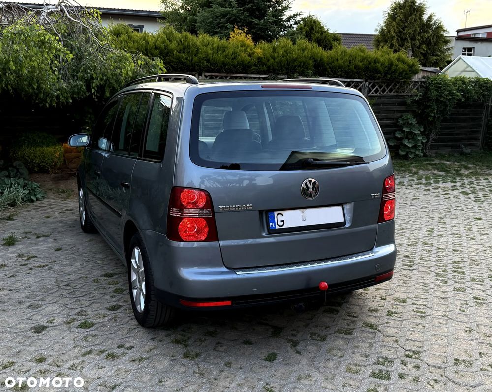 Volkswagen Touran 1.9 TDI Conceptline - 35