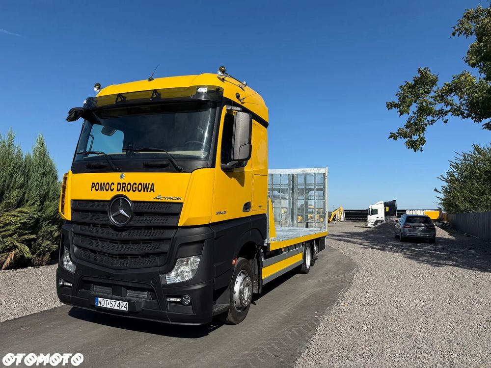 Mercedes-Benz ACTROS - 1