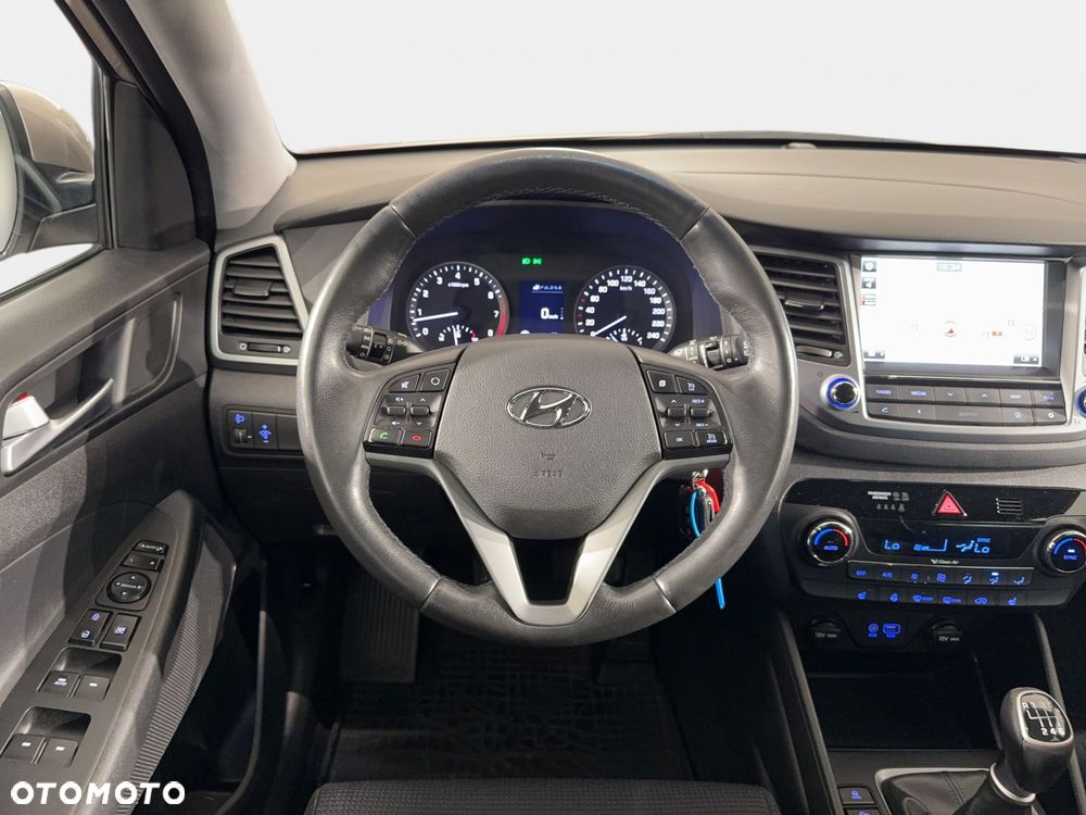Hyundai Tucson - 16