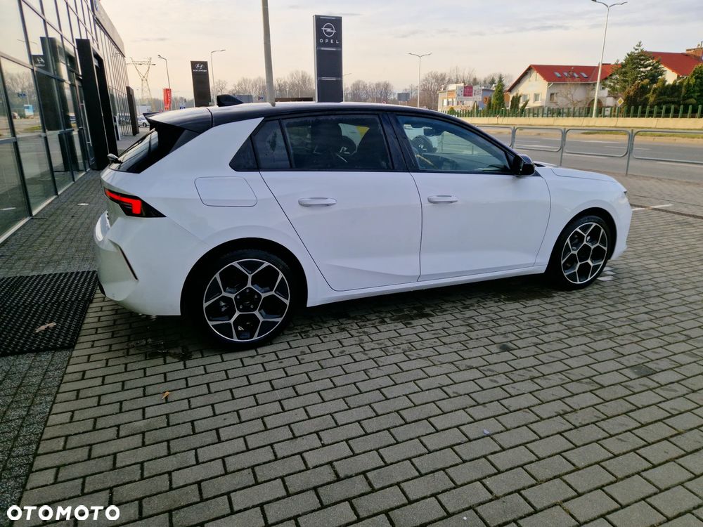 Opel Astra 1.2 T GS Line S&S - 8