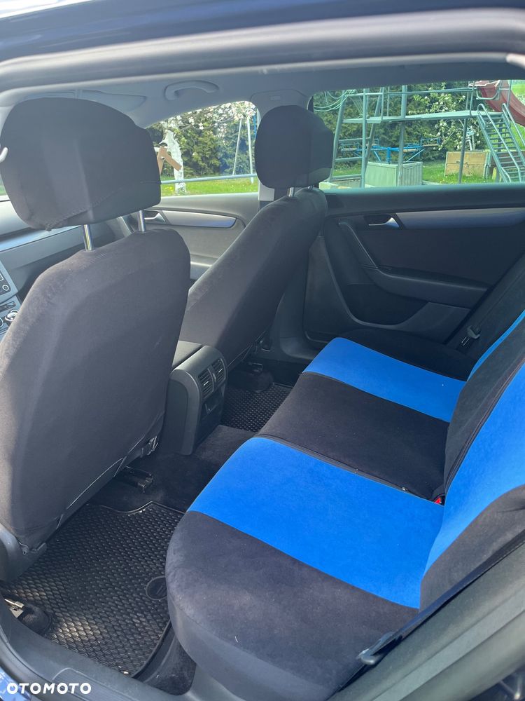 Volkswagen Passat 2.0 Blue TDI SCR Comfortline - 7