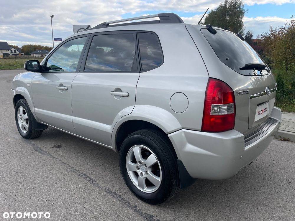 Hyundai Tucson 2.0 CRDi VGT 2WD Automatik GLS - 26