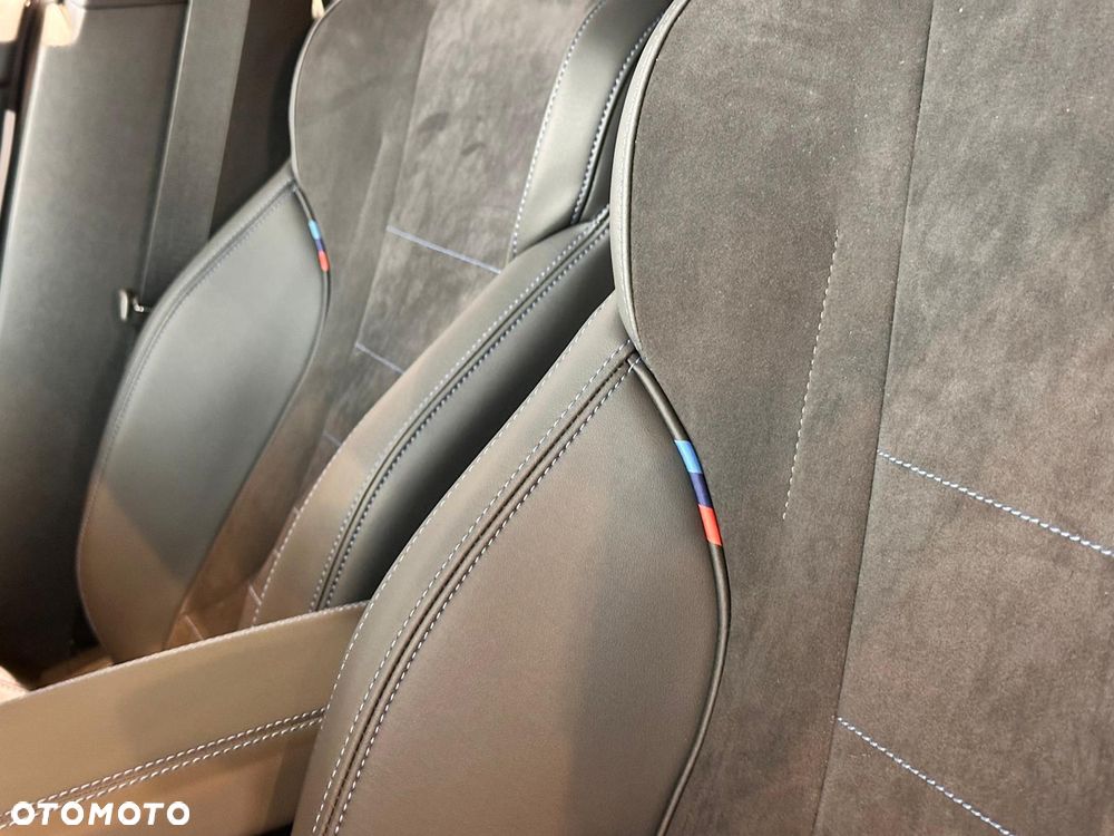 BMW Seria 2 220i mHEV - 20