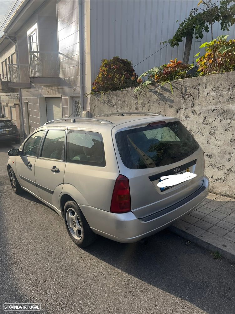 Ford Focus 1.4 Trend - 3