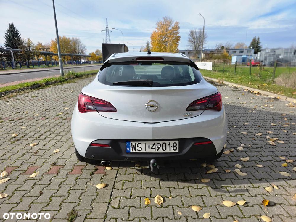 Opel Astra - 4