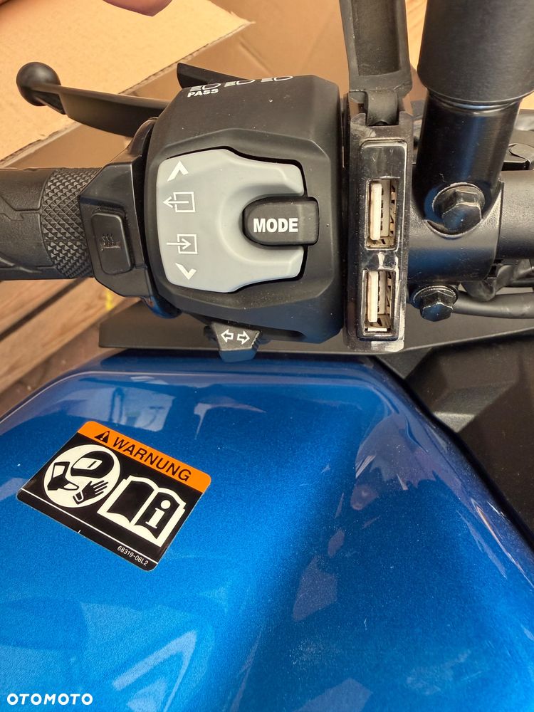 Suzuki GSX 1000 - 15