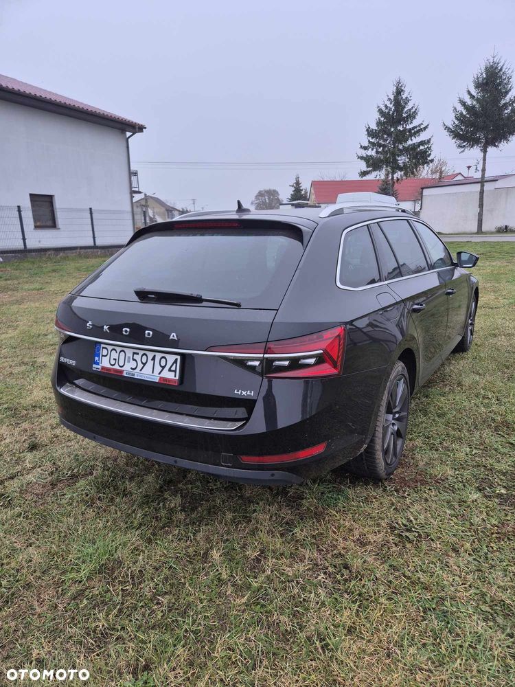 Skoda Superb 2.0 TDI SCR 4x4 Style DSG - 3
