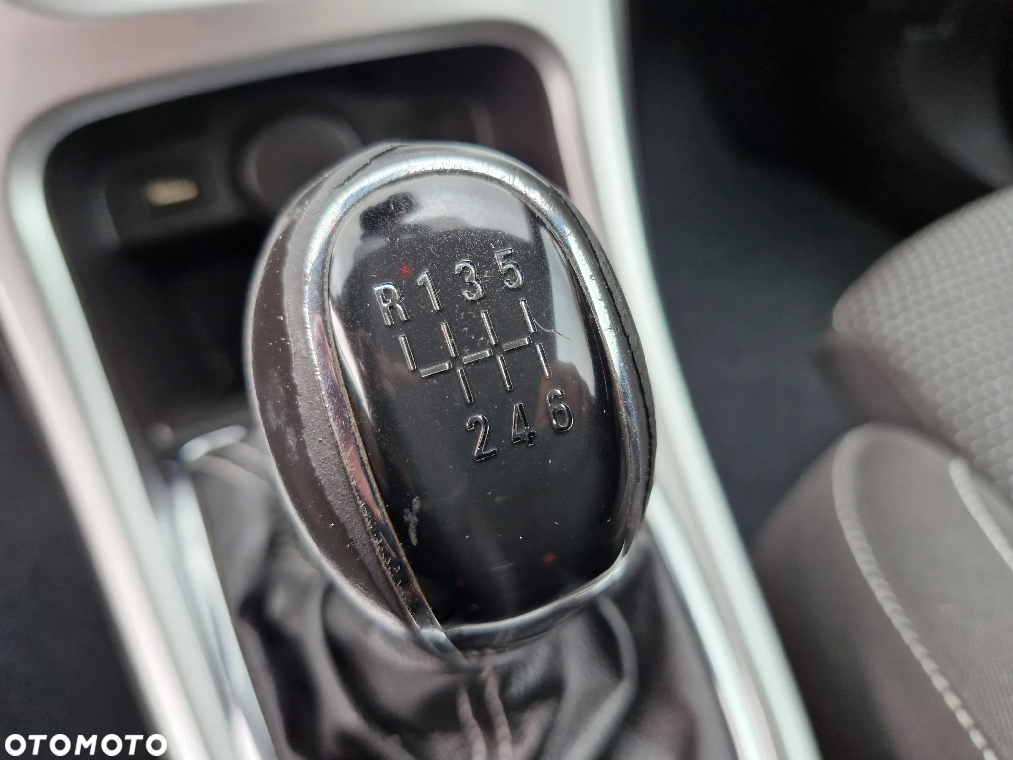 Opel Astra 1.4 Turbo Sports Tourer Design Edition - 12