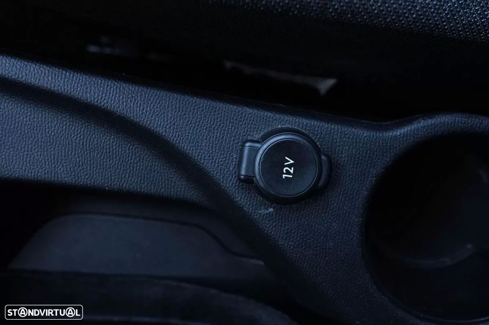 Peugeot 208 1.2 PureTech Active Pack - 22