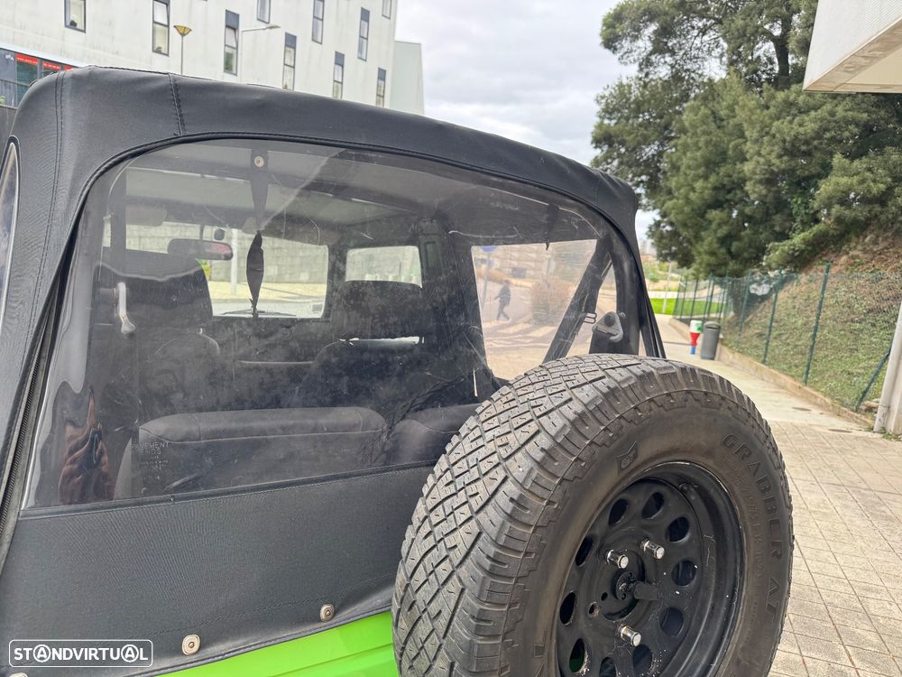 Suzuki Samurai Canvas Top 1.9 TD JX - 21