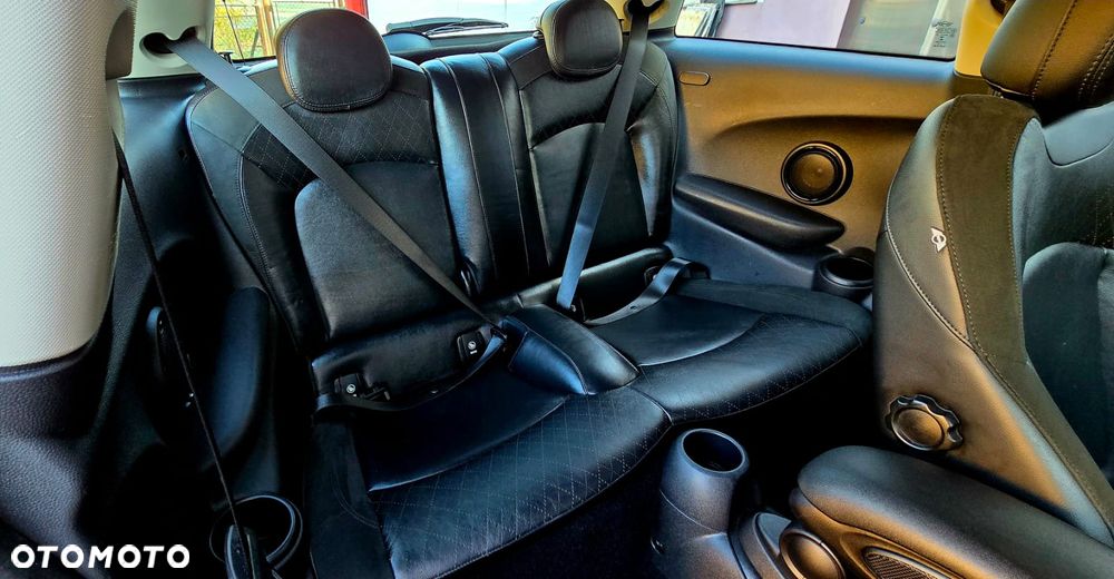 MINI Cooper D 50 Mayfair - 12