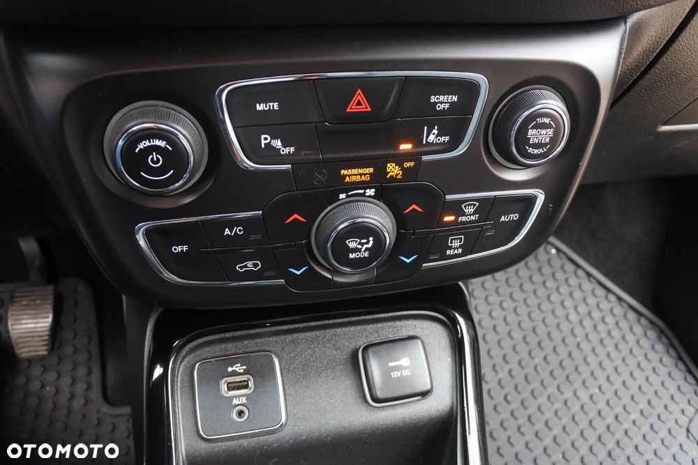 Jeep Compass 1.4 MultiAir Business Line - 17