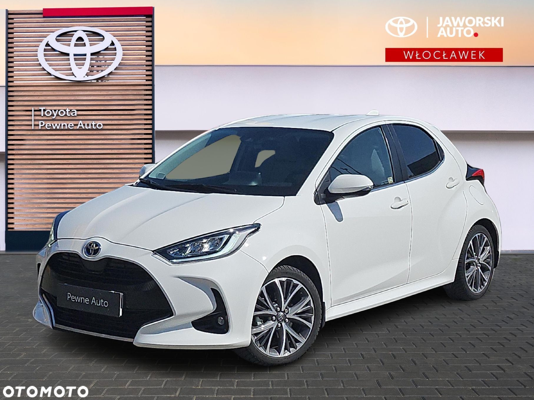 Toyota Yaris Hybrid 1.5 Executive - 1