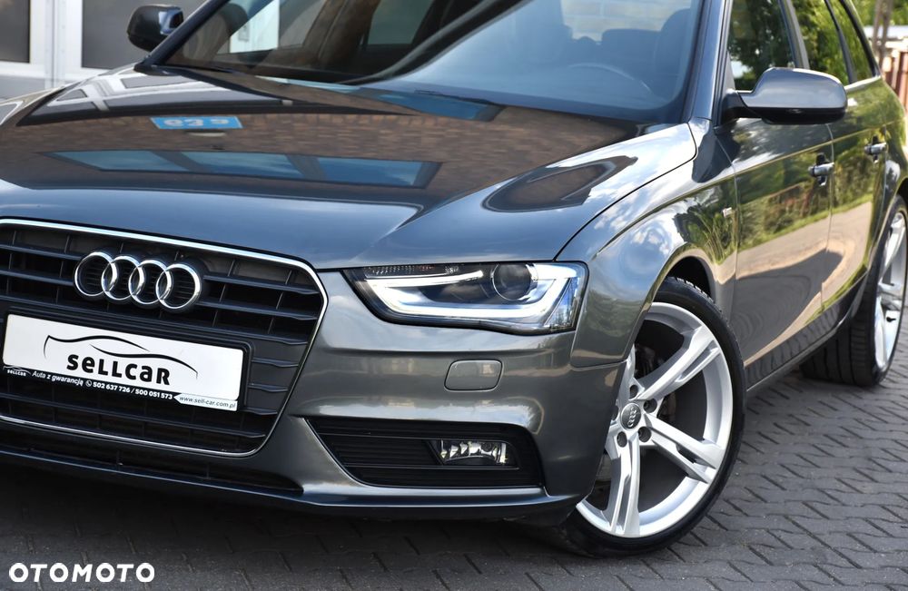 Audi A4 Avant 2.0 TDI DPF multitronic S line Sportpaket - 31