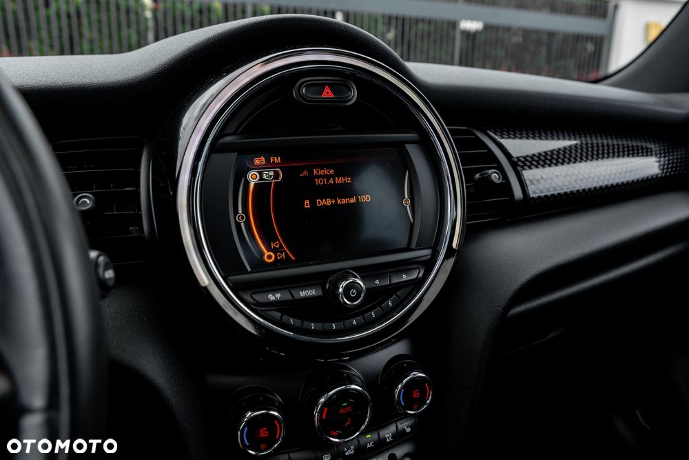 MINI Cooper S Sport-Aut - 29