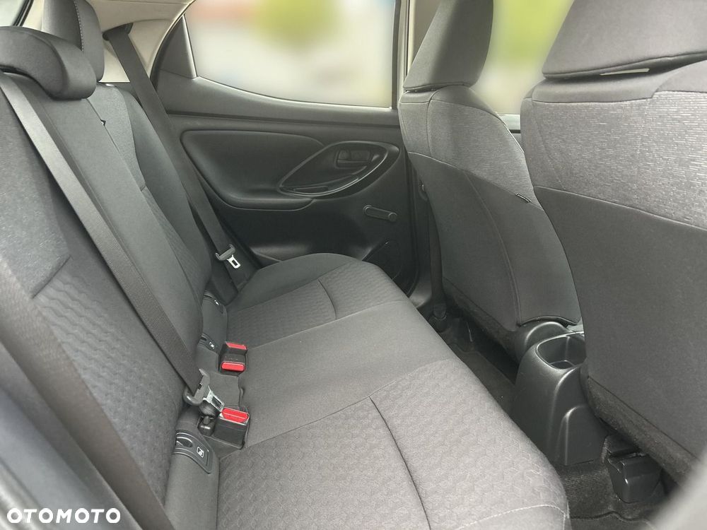 Toyota Yaris - 13