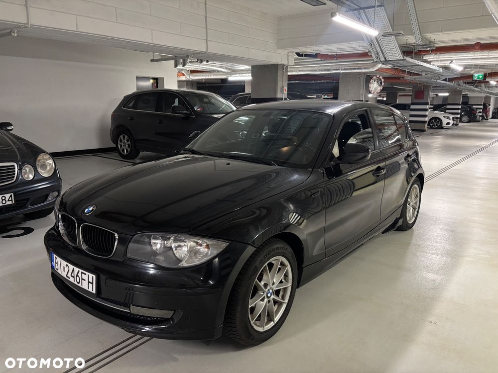 BMW Seria 1 2010 photo 2