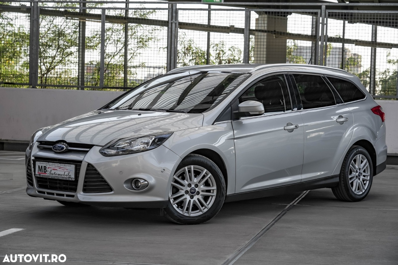 Ford Focus Turnier 2.0 TDCi DPF Aut. Titanium - 2