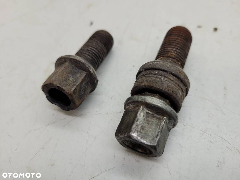 ŚRUBY SZPILKI NAKRĘTKI KÓŁ KOMPLET M14X1,5 VW PASSAT B6 - 5