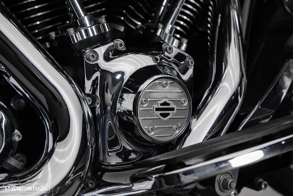 Harley-Davidson FLHR Road King - 10